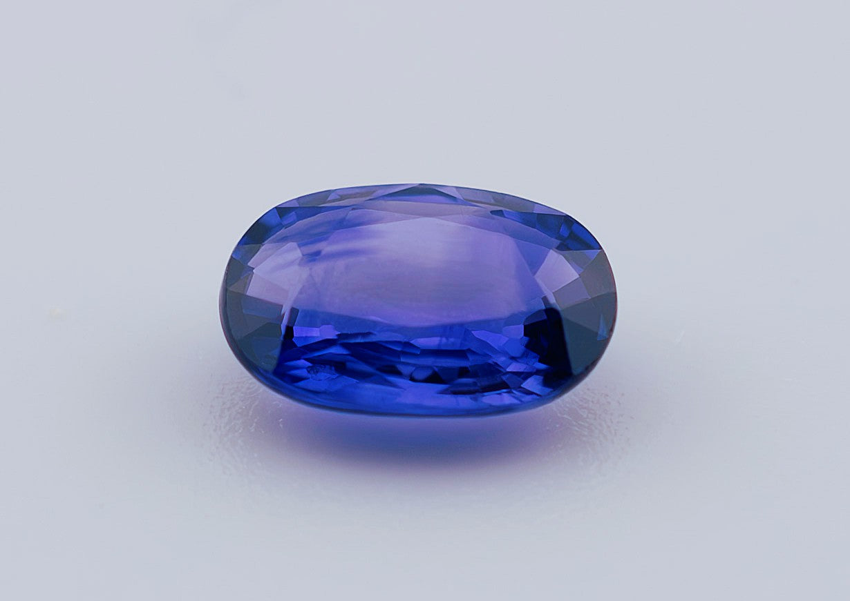 Blue Ceylon Sapphire 1.05ct | Oval Shape