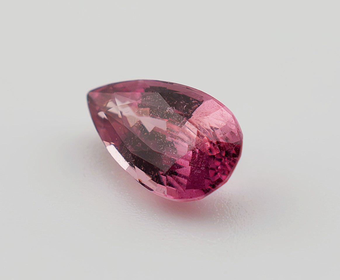 Padparadscha Sapphire 1.01ct | Pear Shape | Madagascar
