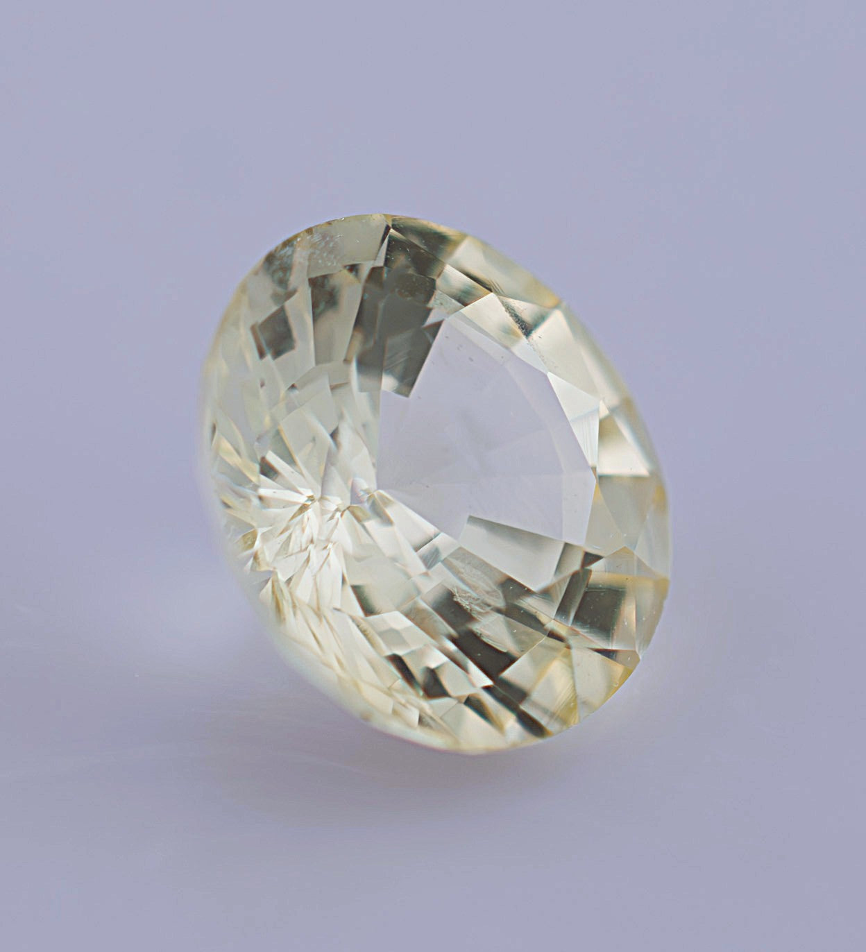 Yellow Ceylon Sapphire 0.90ct | Round Shape