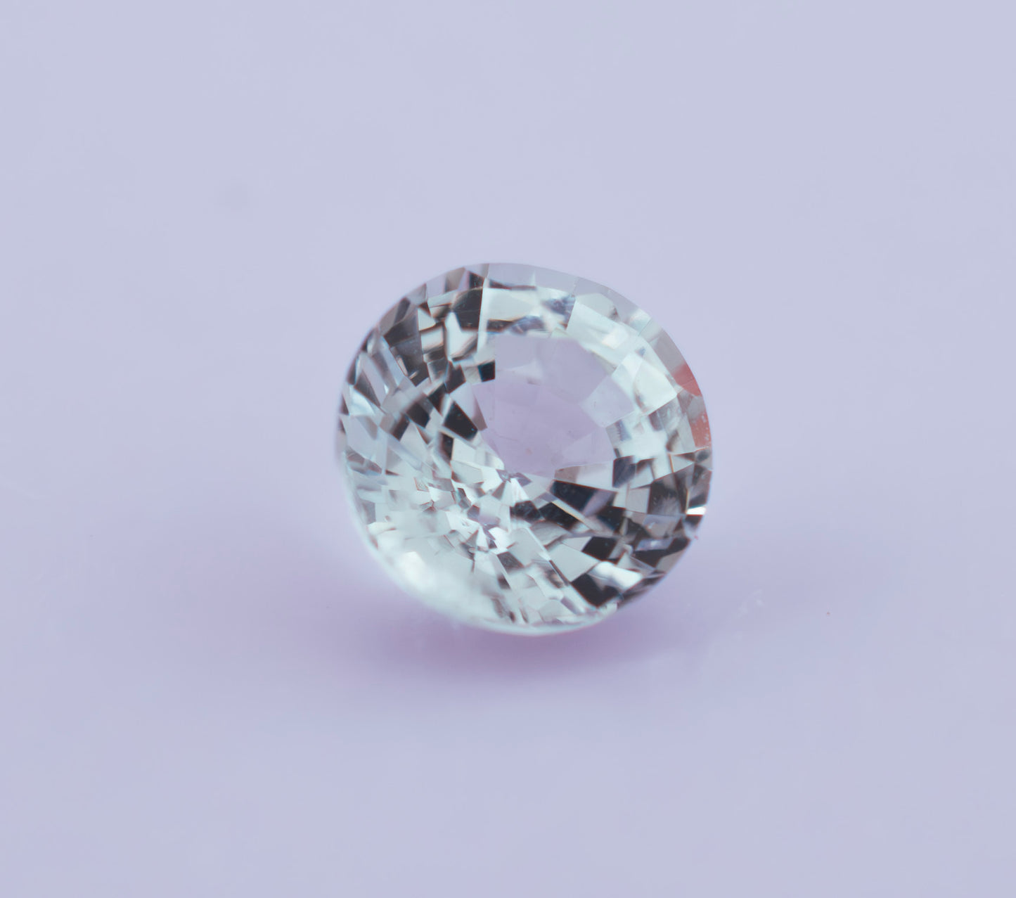 White Ceylon Sapphire 1.37ct | Round Shape