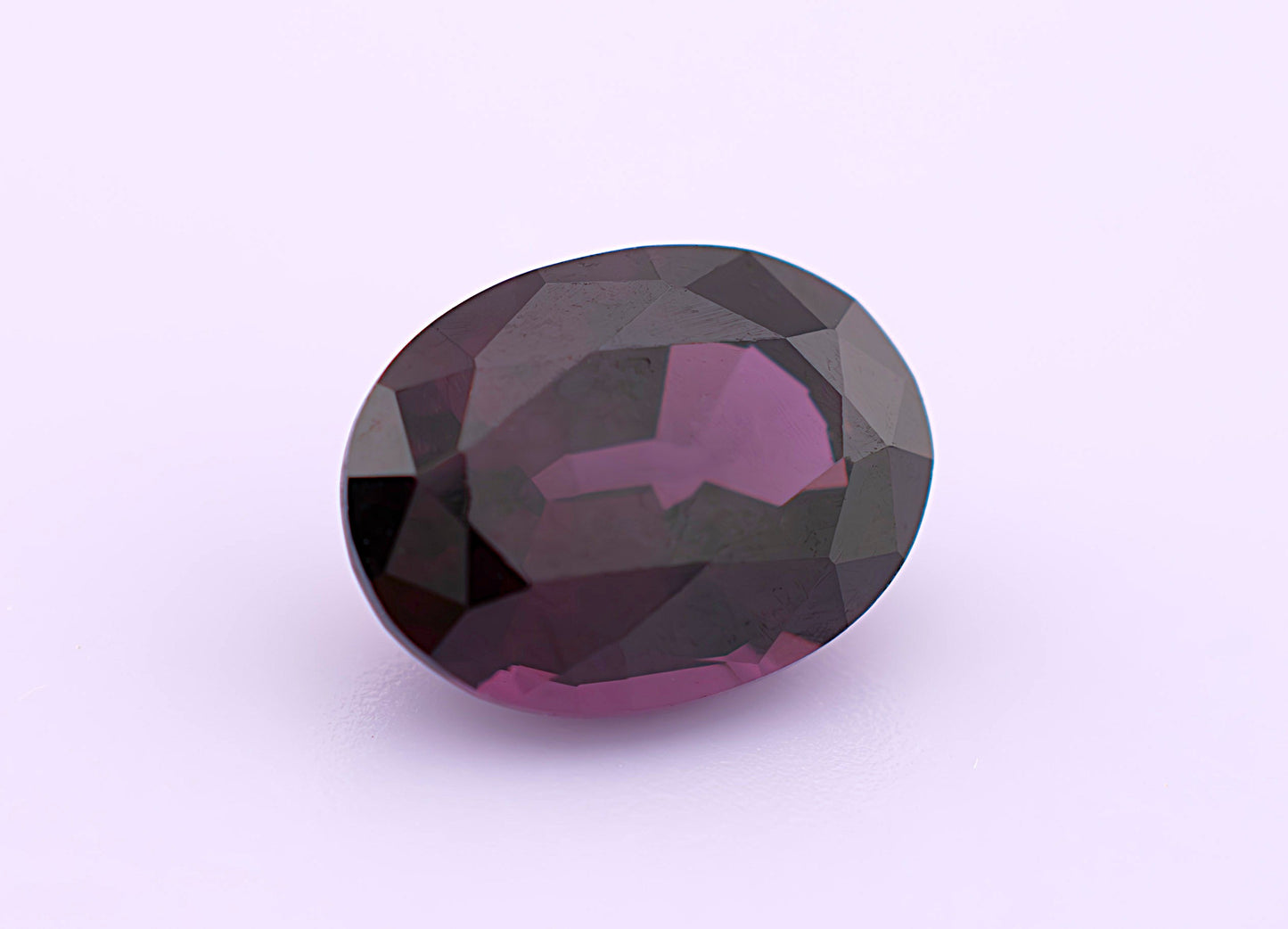 Reddish-Purple Ceylon Spinel 1.92ct | Oval Cut