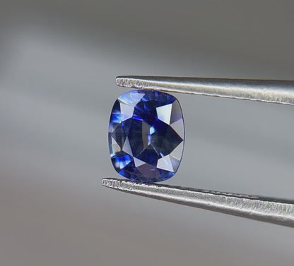 Bi-Colour Ceylon Sapphire 0.89 Ct | Cushion Cut